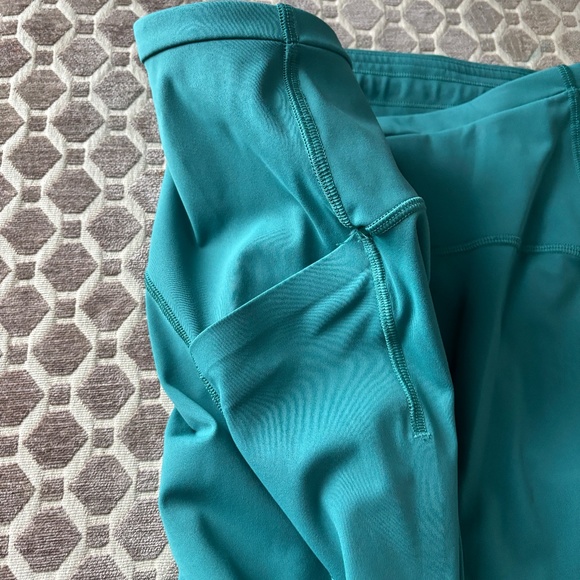 Lululemon Swift Speed High-Rise 21", Size 6 - Picture 3 of 5